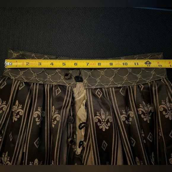 Medieval Renaissance Black and Gold OOAK Professionally Made Dress - Picture 10 of 16